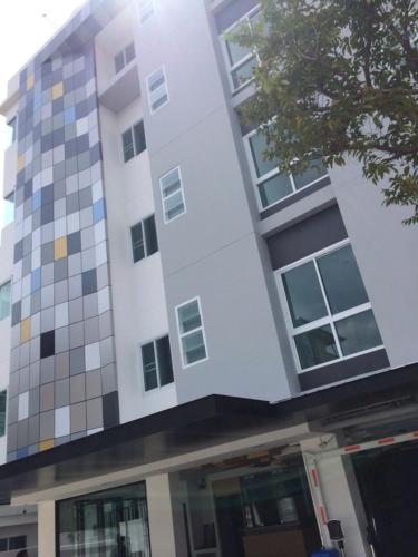 vanilla residence chiangmai