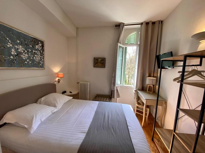 hotel la bellaudiere