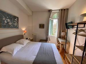 hotel la bellaudiere