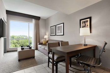 embassy suites by hilton charlotte ayrsley