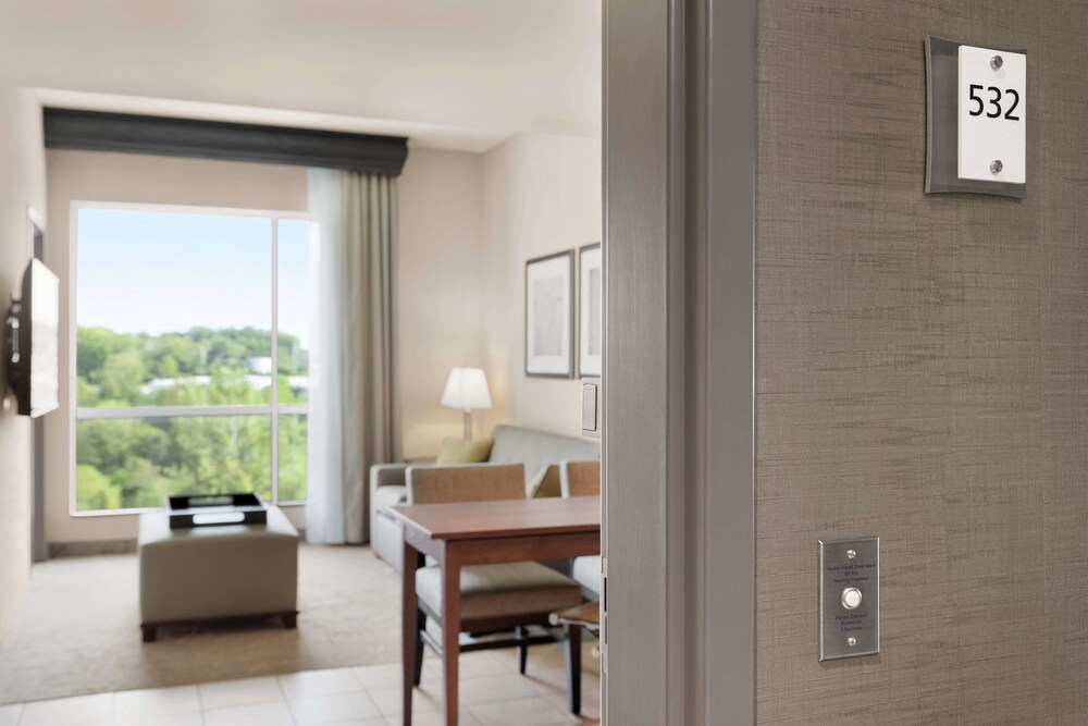embassy suites by hilton charlotte ayrsley