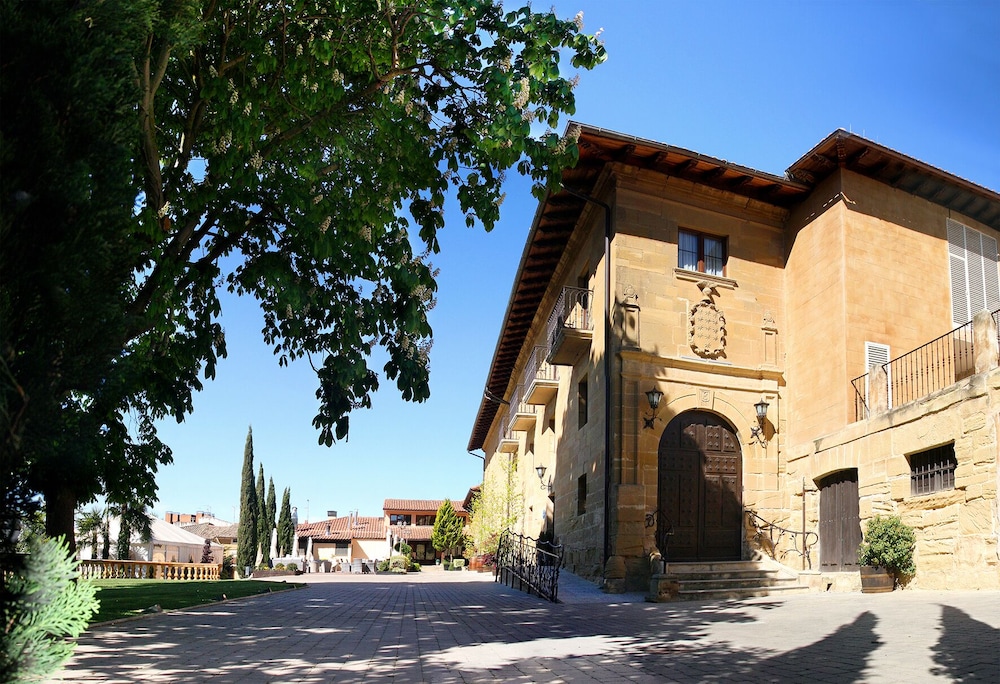 palacio de casafuerte