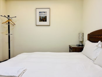mucha hotel