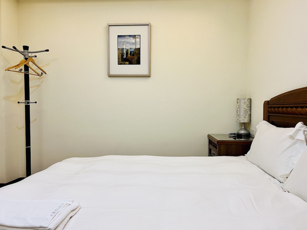 mucha hotel