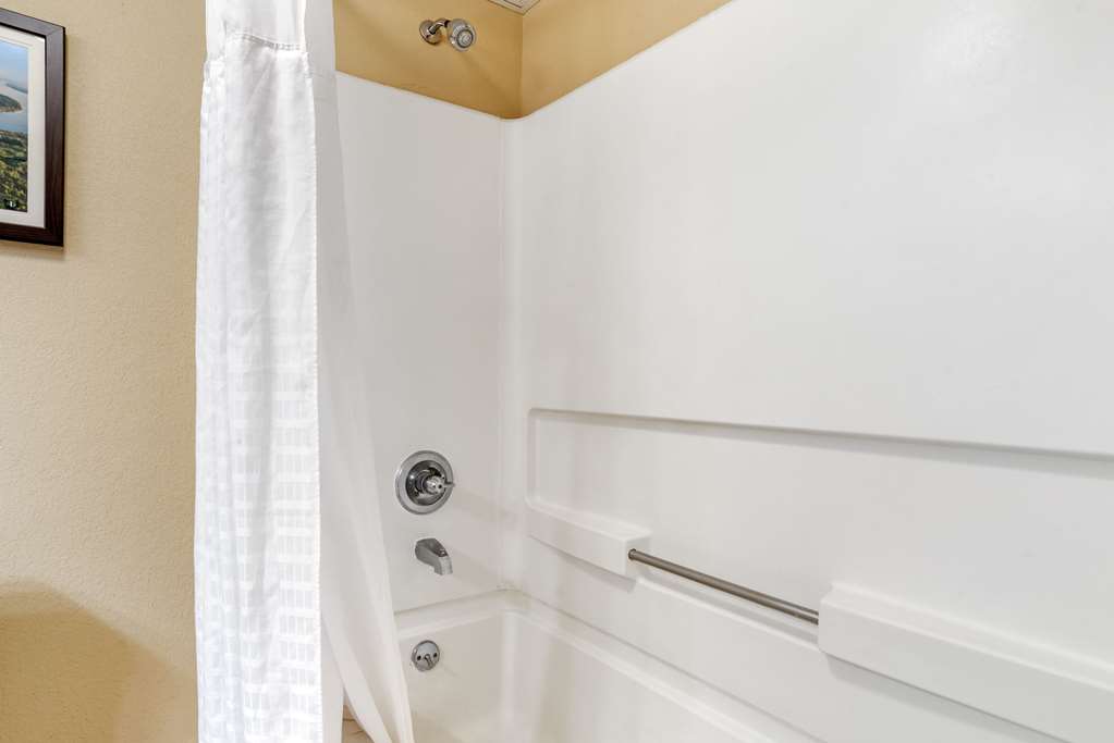 comfort inn pearl jackson