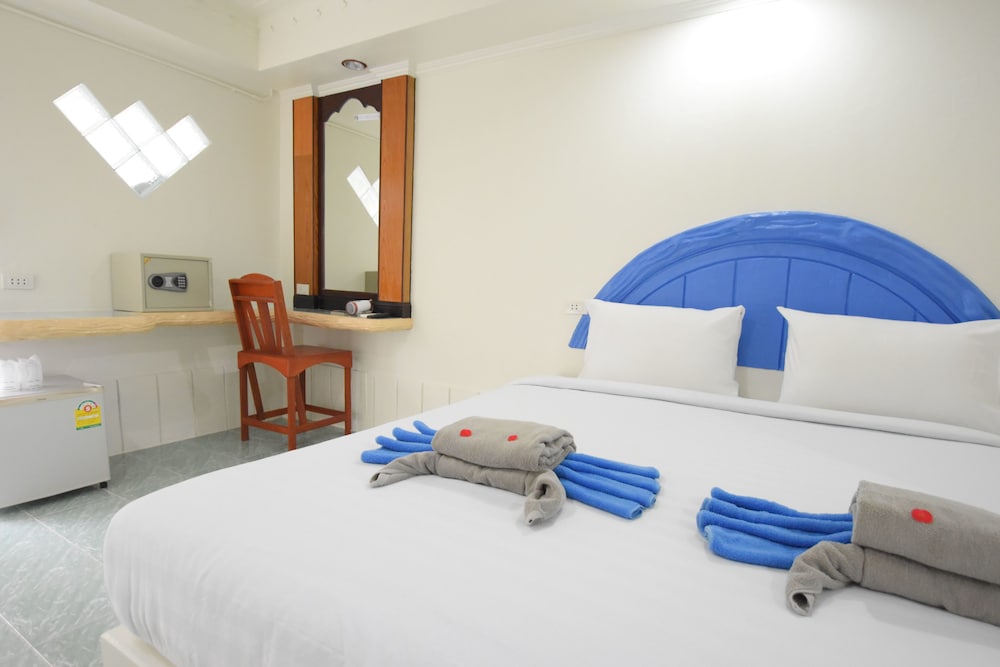 simple life talay and divers resort