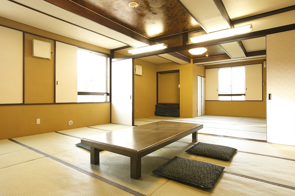 royal hotel kawaguchiko