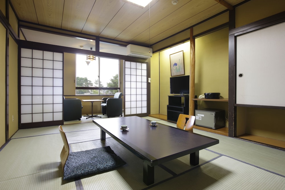 royal hotel kawaguchiko