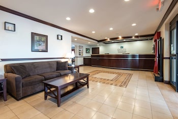 Quality Inn & Suites Quakertown - Allentown,Colmar>>Bucks County,3 star