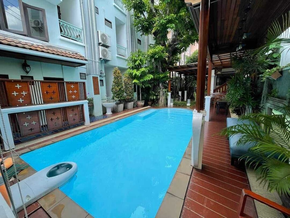 sri pat guesthouse