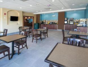 days inn and suites by wyndham san antonio near atandt
