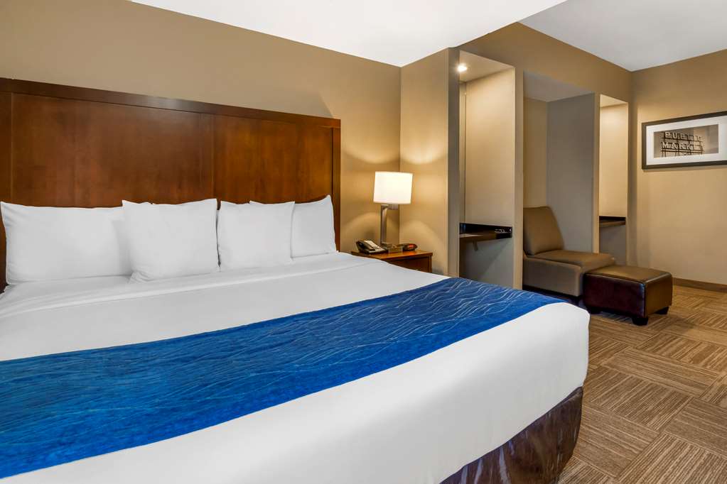 comfort inn and suites sea tac airport