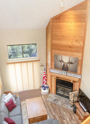 Seven Springs 2Br Loft Premium Condo, Sleeps 11! By Redawning,,3 star