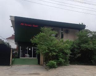 green house hotel and suites