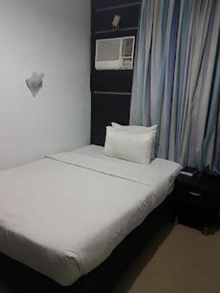 Green House Hotel And Suites,26 Adisa Bashua St, Animashaun,3 star