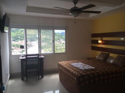hotel tijerinos