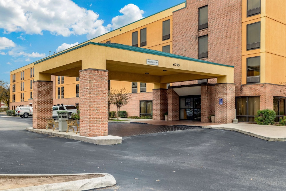 spark by hilton san antonio northwest near six flags