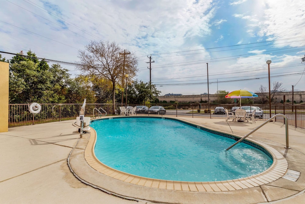 spark by hilton san antonio northwest near six flags