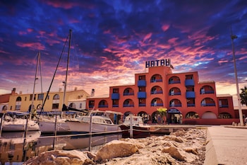 Hotel Des 2 Golfs,Languedoc-Roussillon>>Canet-En-Roussillon,3 star