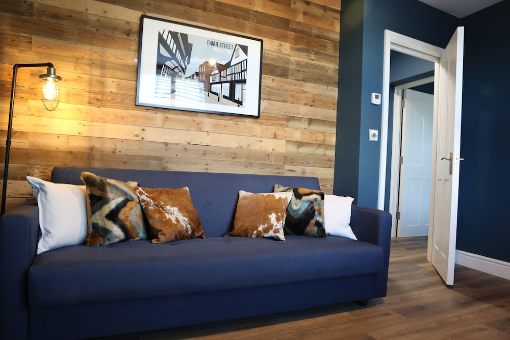 friar street apartment