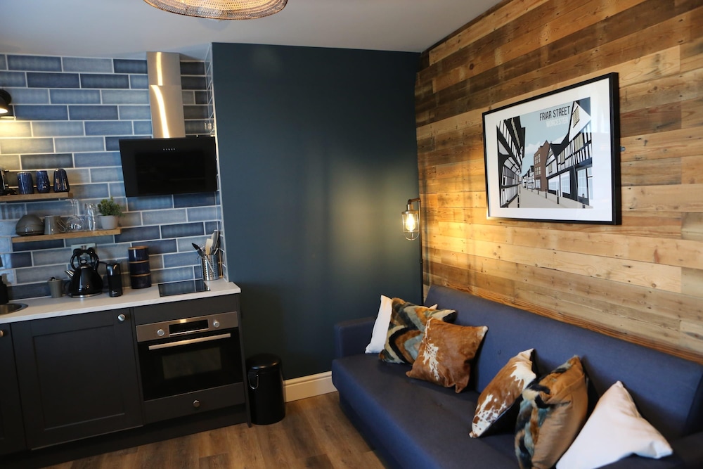 friar street apartment