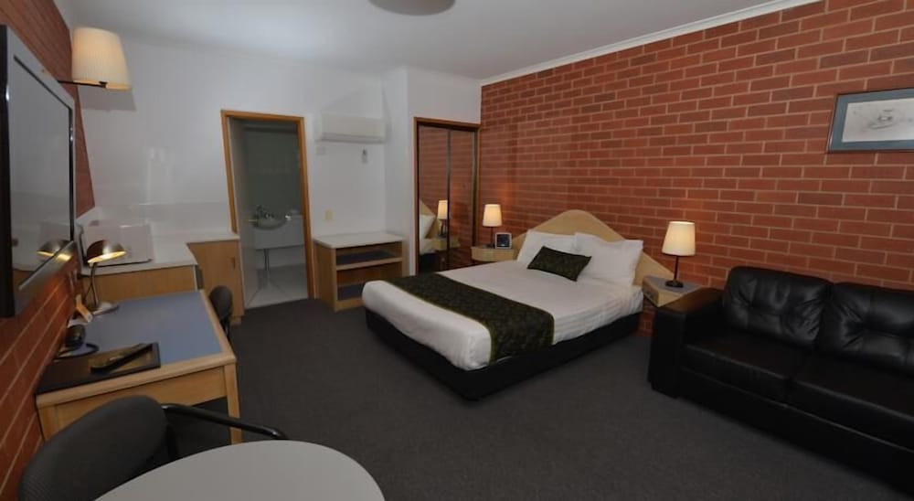 comfort inn lady augusta