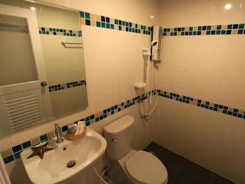 v ocean palace hat yai