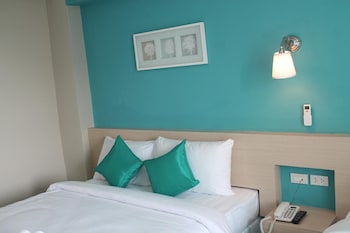 v ocean palace hat yai