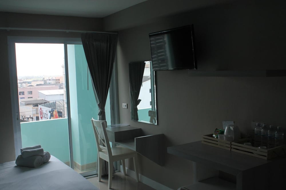 v ocean palace hat yai