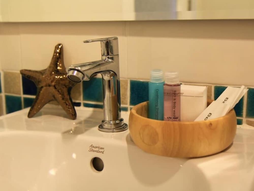 v ocean palace hat yai