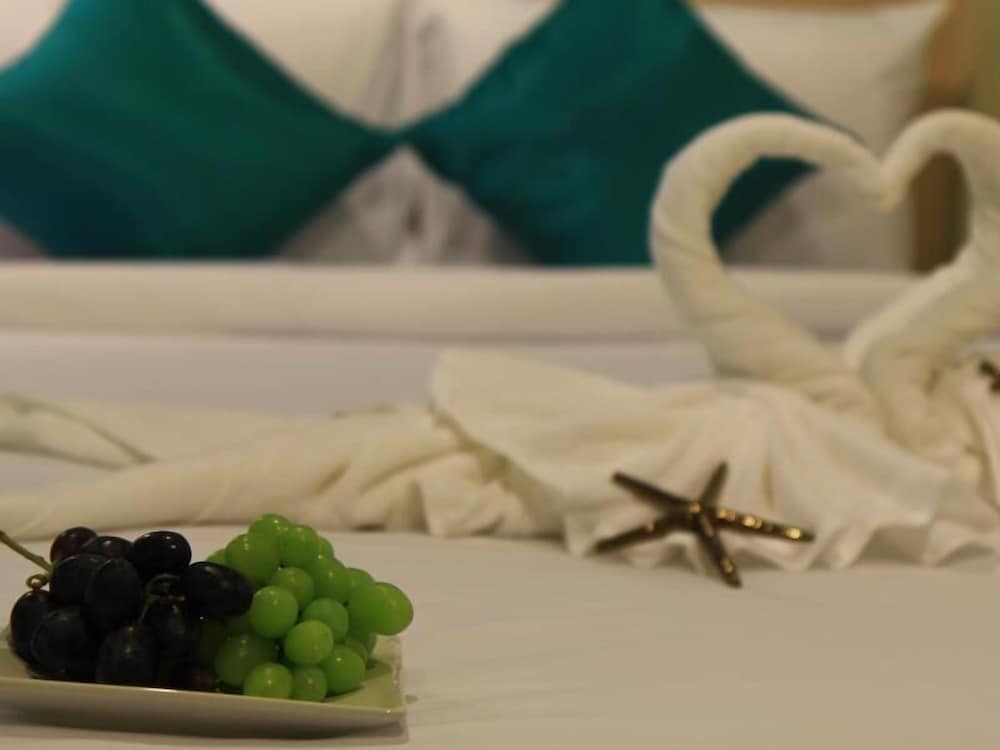 v ocean palace hat yai