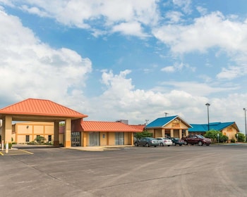 Rodeway Inn,Hermitage>>Clark,2 star