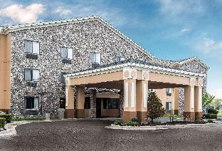 econo lodge inn and suites