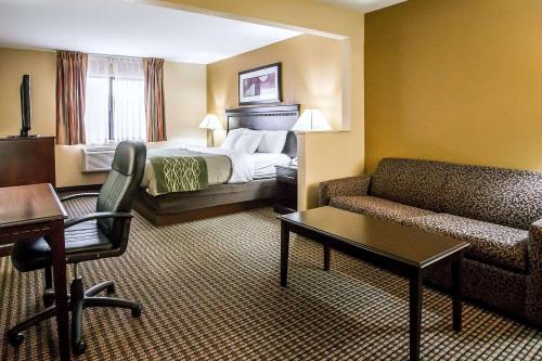 econo lodge inn and suites