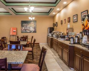 comfort inn naugatuck area