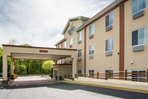 comfort inn naugatuck area