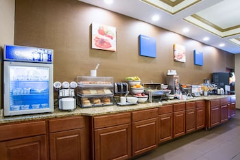 comfort inn naugatuck area