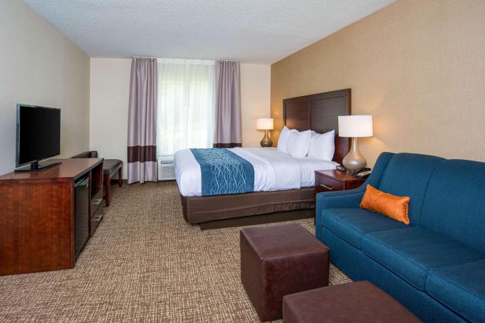 comfort inn naugatuck area
