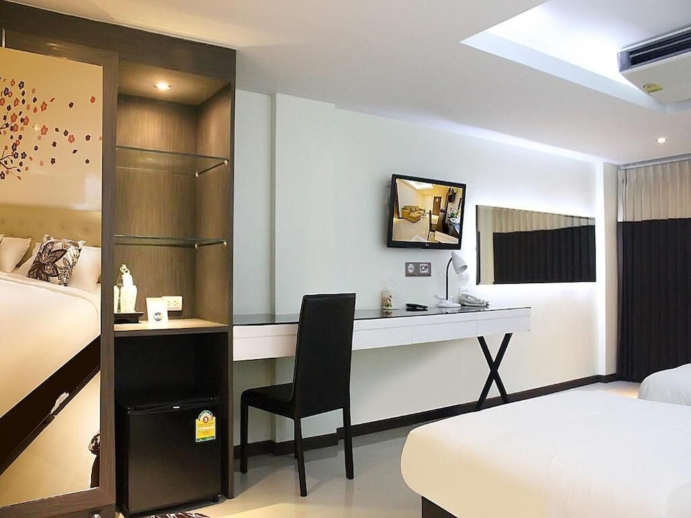 md grand hotel
