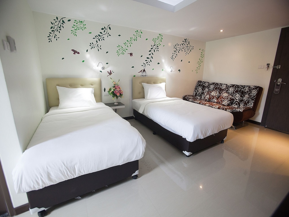 md grand hotel