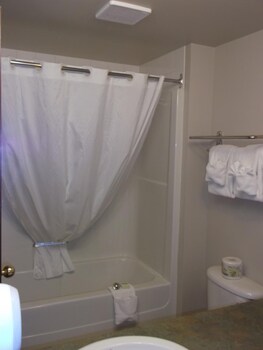 foxwood inn and suites