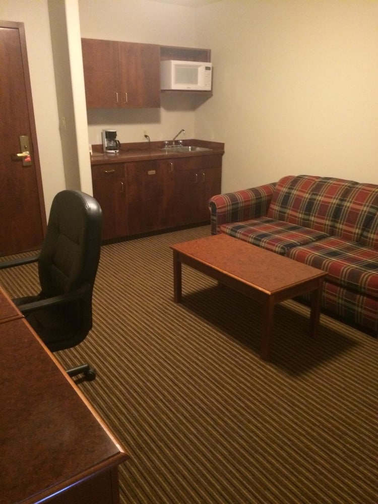 foxwood inn and suites