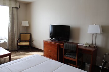 foxwood inn and suites