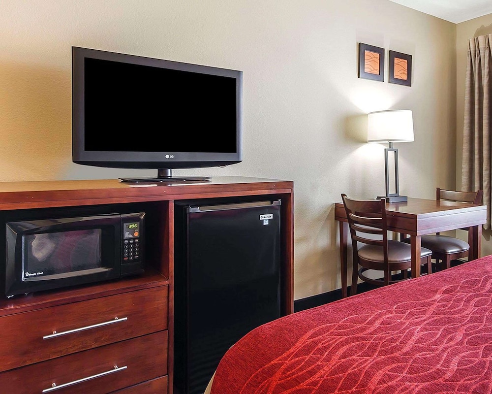 comfort inn owatonna near medical center