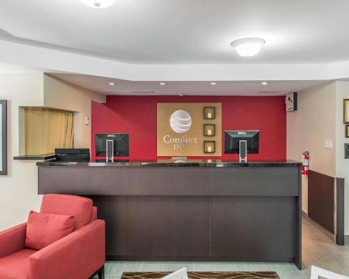 Comfort Inn Pembroke,Pembroke>>Cobden,3 star