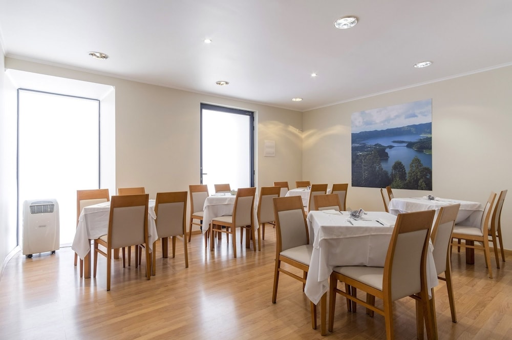 the azoriani boutique ascend hotel collection