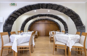 the azoriani boutique ascend hotel collection