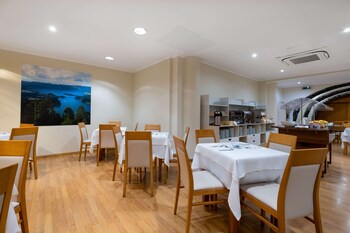 the azoriani boutique ascend hotel collection