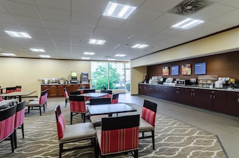 comfort inn randolph boston