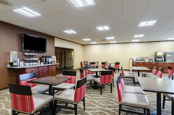 comfort inn randolph boston